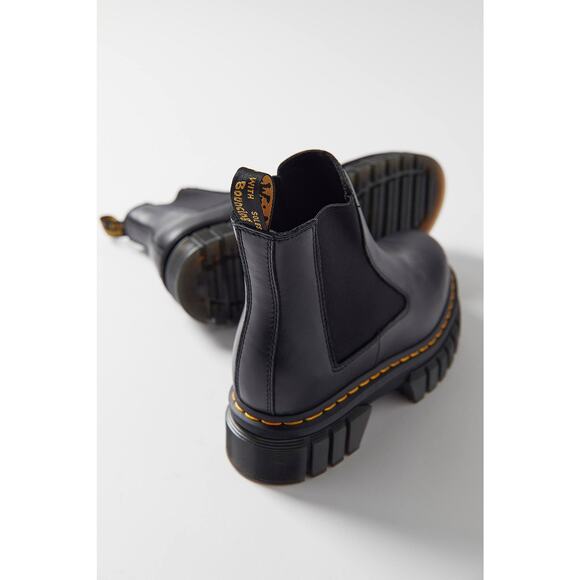 Dr Martens Audrick Platform Chelsea Boot - Us 7/Eu 37 - Black - Nappa Lux - Picture 4 of 7